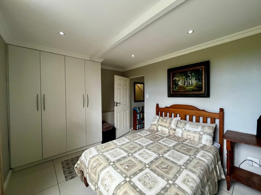 5 Bedroom Property for Sale in Nahoon Eastern Cape